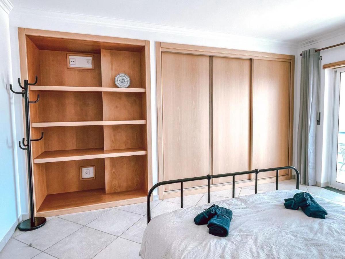 Peniche Master Bedroom With Sea View Balcony, Private Bathroom, Shared Kitchen, Swimming Pool, Surfing Resort Atouguia Da Baleia Exteriör bild