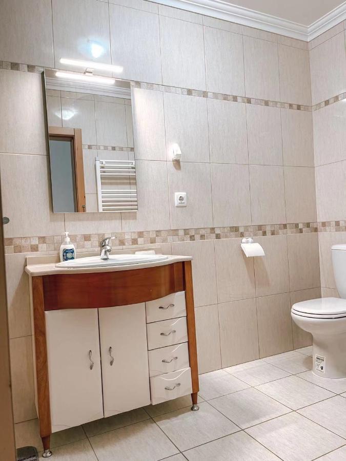 Peniche Master Bedroom With Sea View Balcony, Private Bathroom, Shared Kitchen, Swimming Pool, Surfing Resort Atouguia Da Baleia Exteriör bild