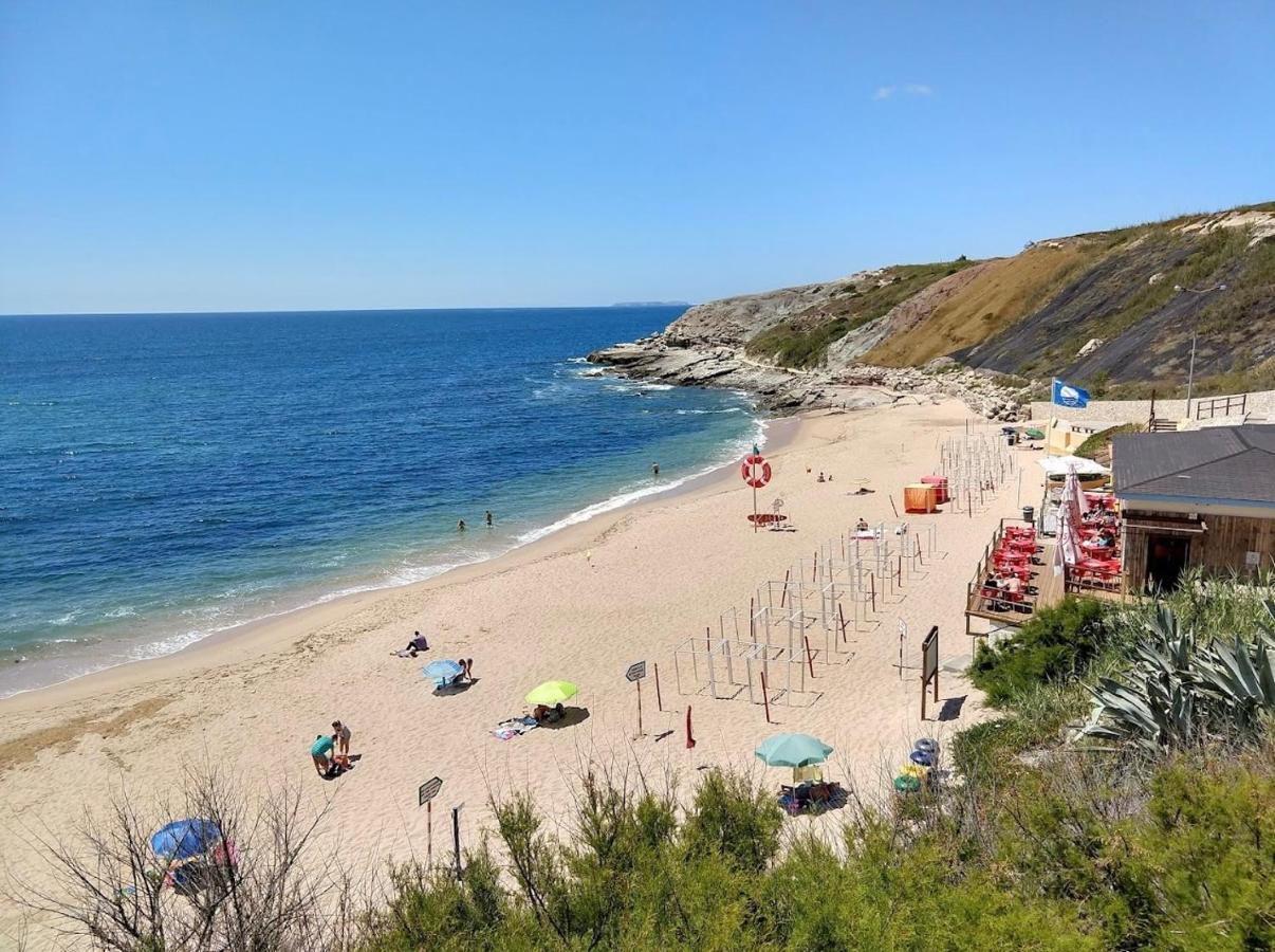 Peniche Master Bedroom With Sea View Balcony, Private Bathroom, Shared Kitchen, Swimming Pool, Surfing Resort Atouguia Da Baleia Exteriör bild